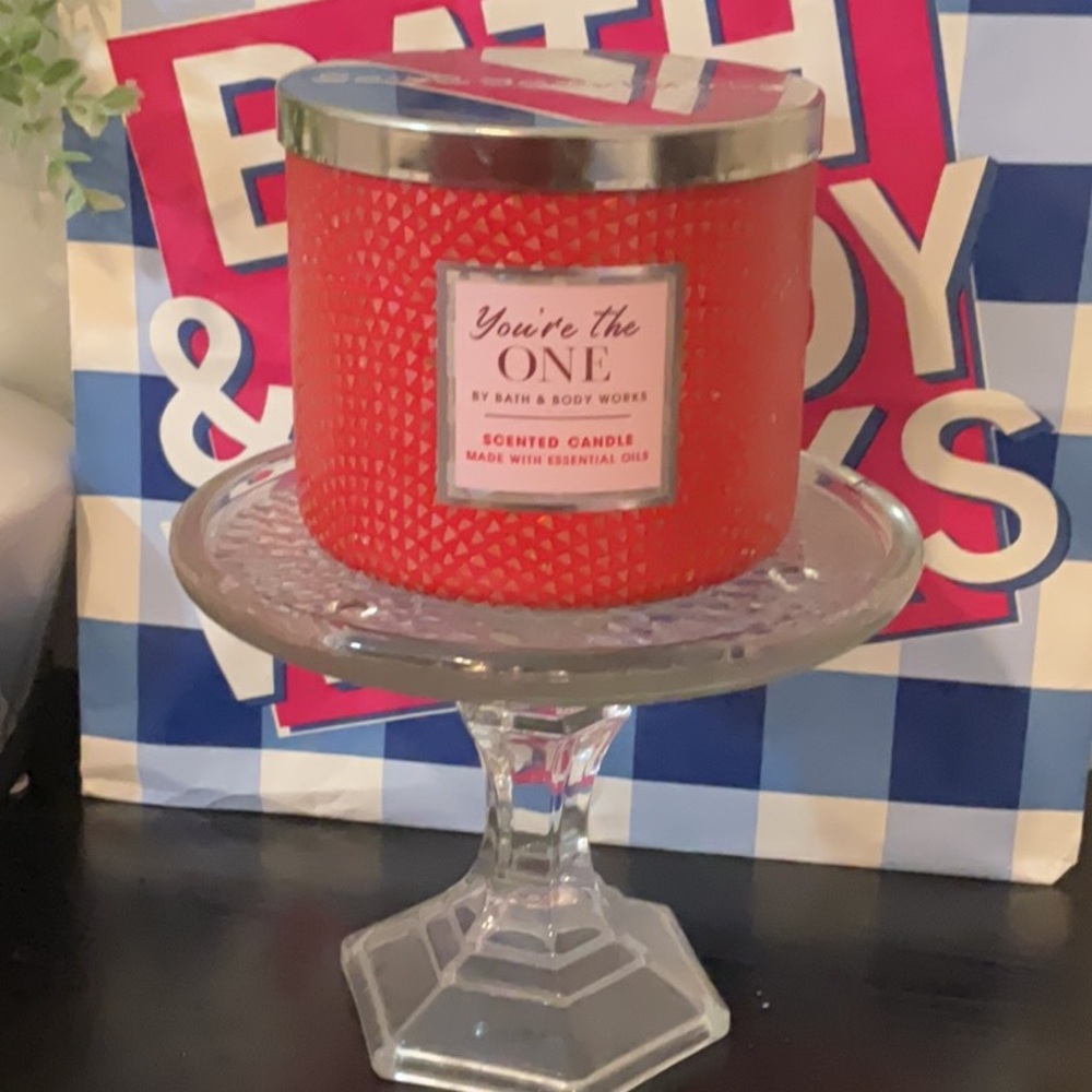 Bath & Body Works You're the One Candle - Vibrant Red